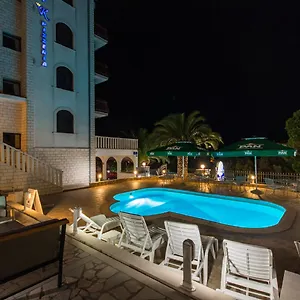 Katarina Apartahotel
